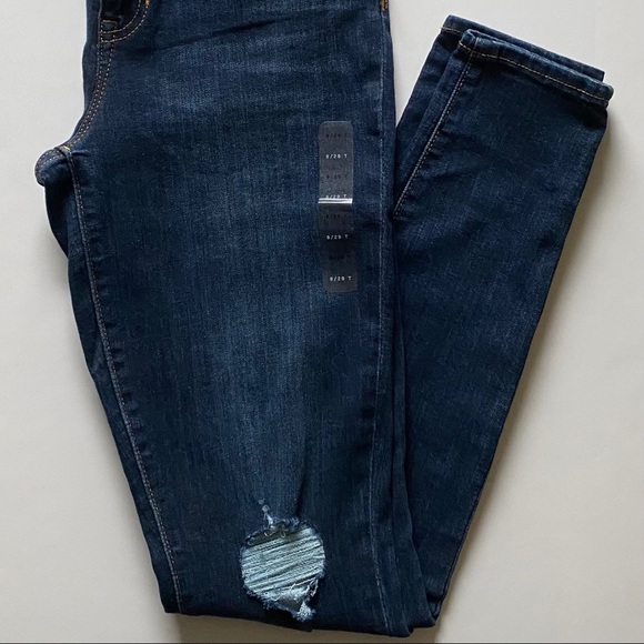 Gap Denim Mid Rise Destructed Legging Jeans - Picture 4 of 7